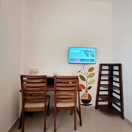 Hoshtel99 - Lux - Stay, Cowork And Cafe - Luxurious Bungalow Poona Buitenkant foto