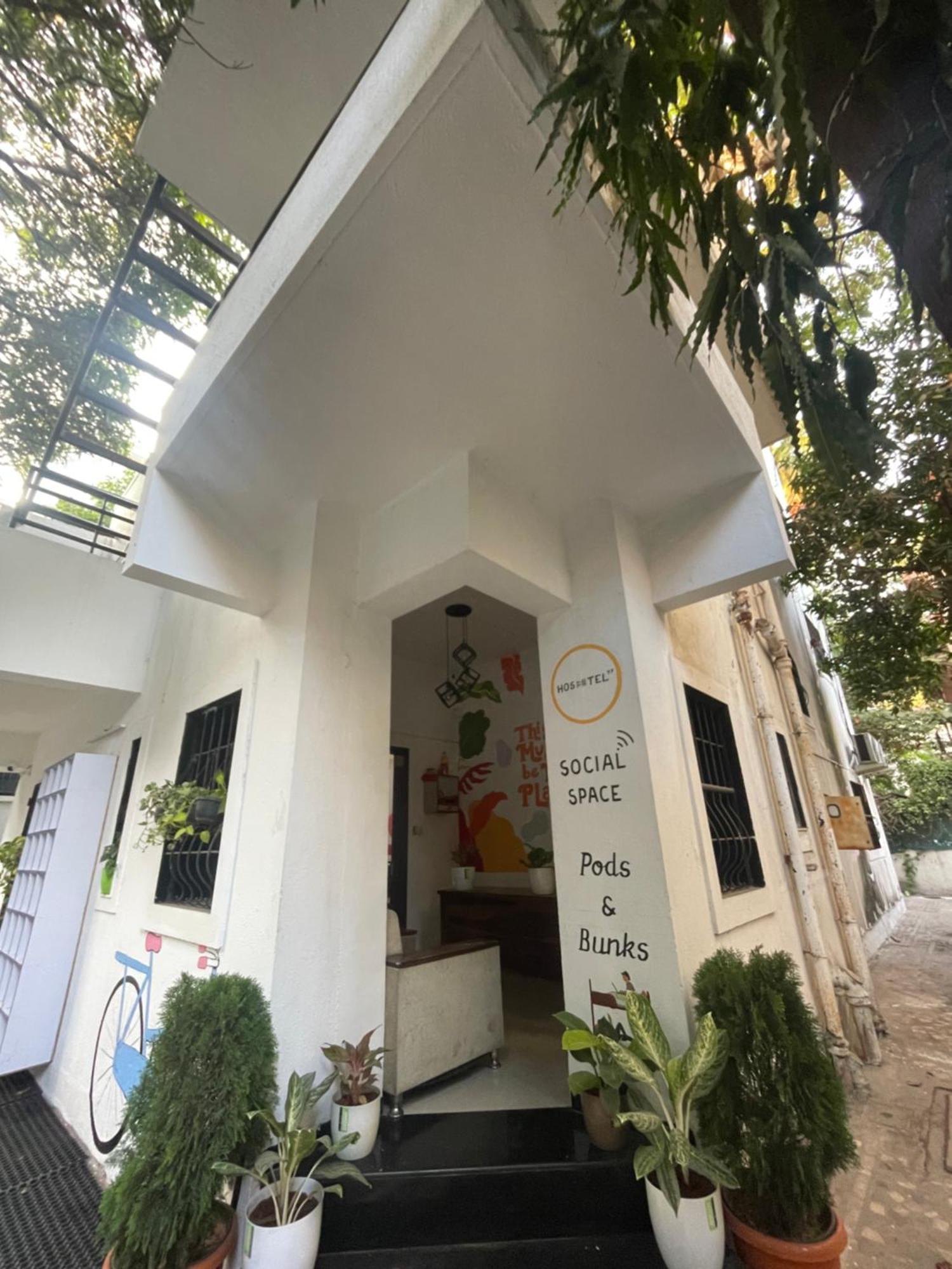 Hoshtel99 - Lux - Stay, Cowork And Cafe - Luxurious Bungalow Poona Buitenkant foto