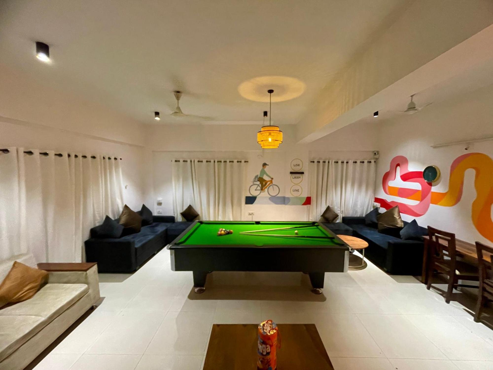 Hoshtel99 - Lux - Stay, Cowork And Cafe - Luxurious Bungalow Poona Buitenkant foto