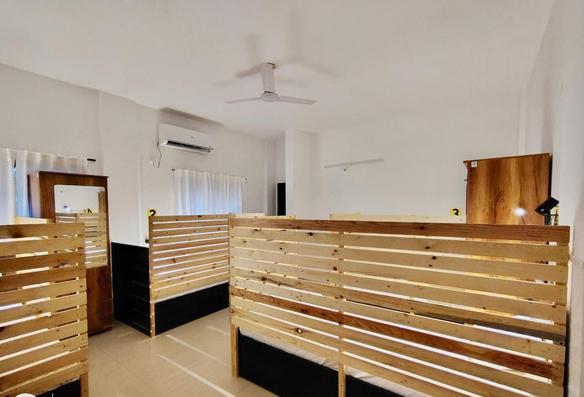 Hoshtel99 - Lux - Stay, Cowork And Cafe - Luxurious Bungalow Poona Buitenkant foto
