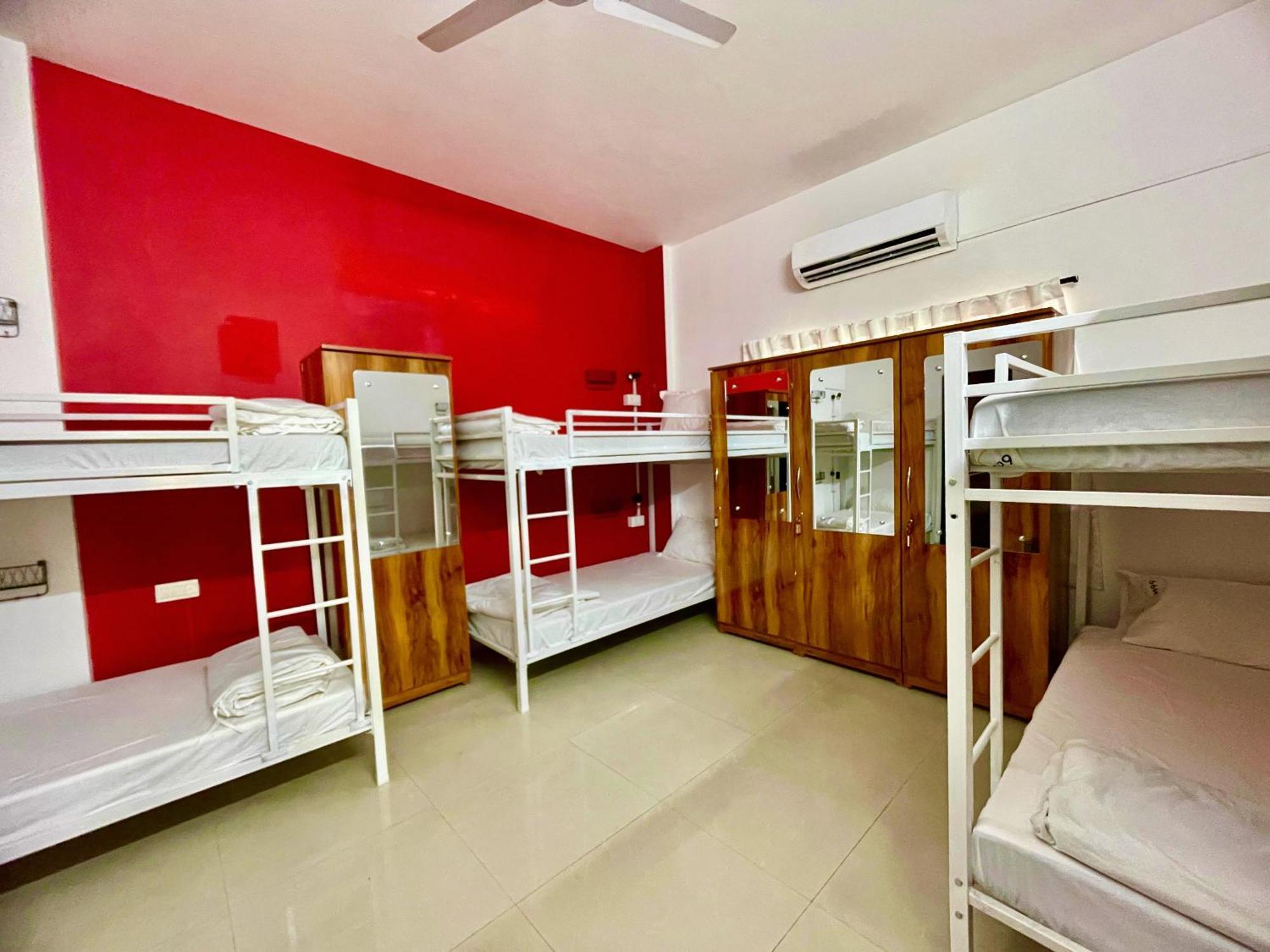 Hoshtel99 - Lux - Stay, Cowork And Cafe - Luxurious Bungalow Poona Buitenkant foto