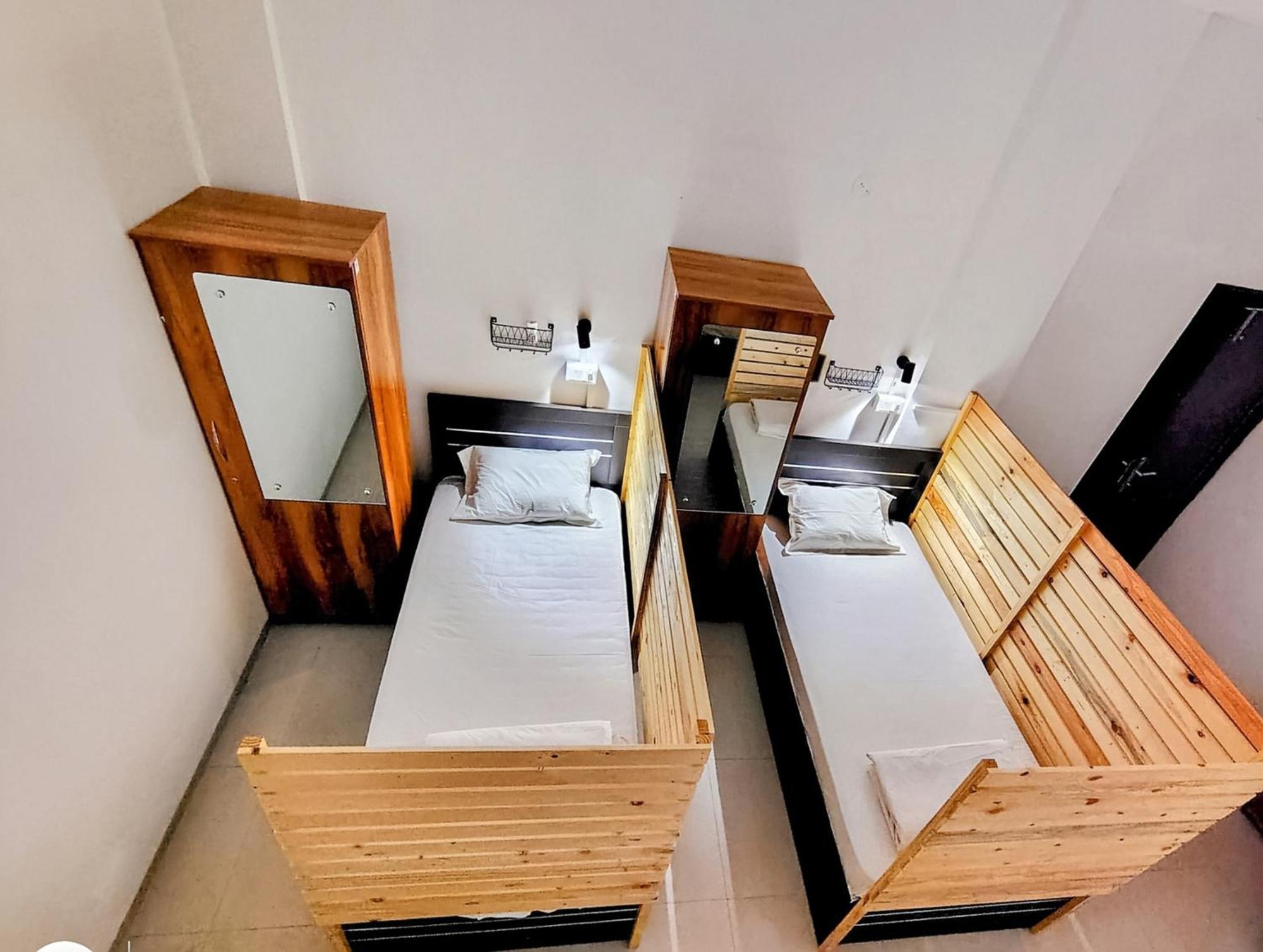 Hoshtel99 - Lux - Stay, Cowork And Cafe - Luxurious Bungalow Poona Buitenkant foto