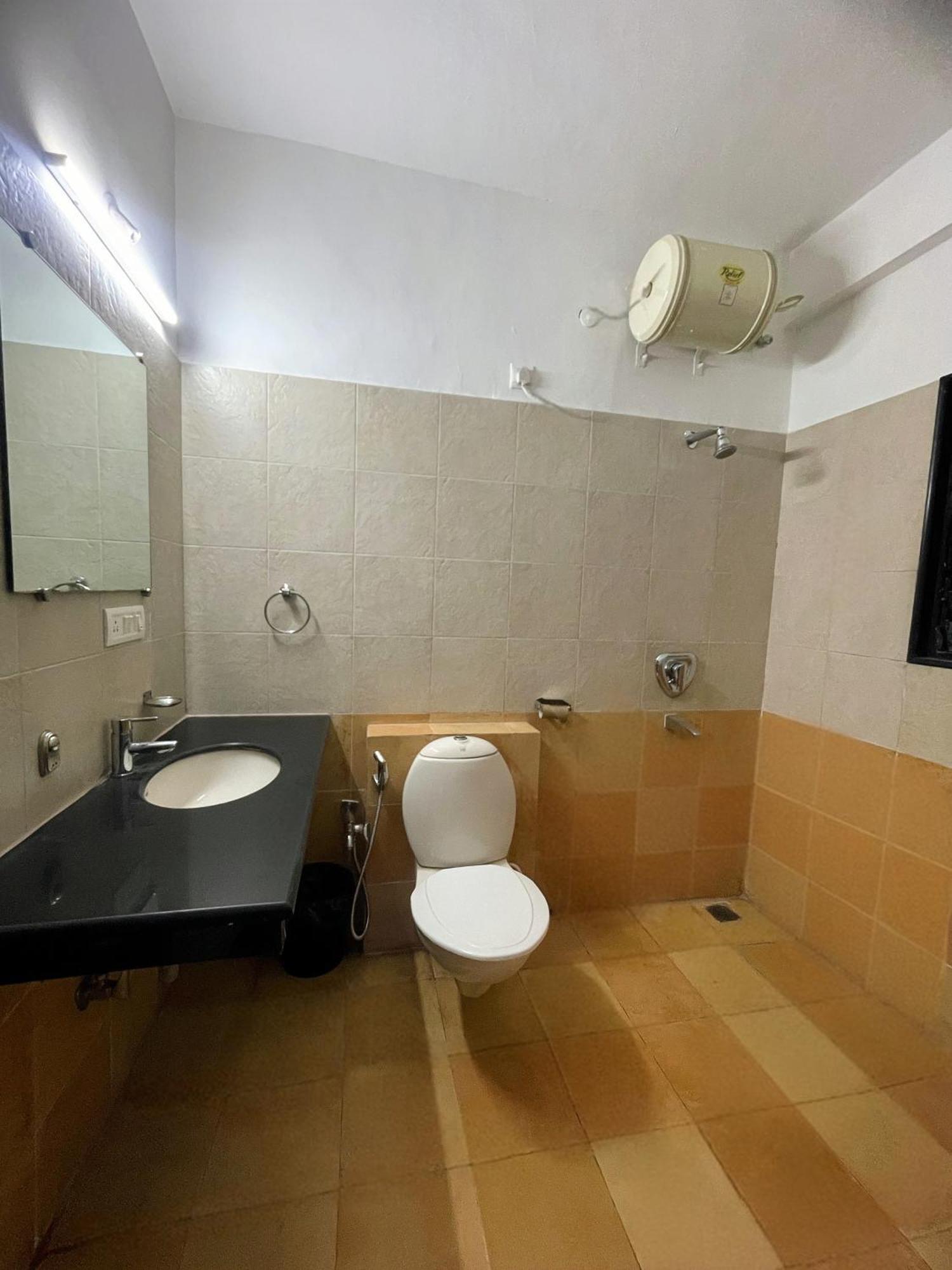 Hoshtel99 - Lux - Stay, Cowork And Cafe - Luxurious Bungalow Poona Buitenkant foto