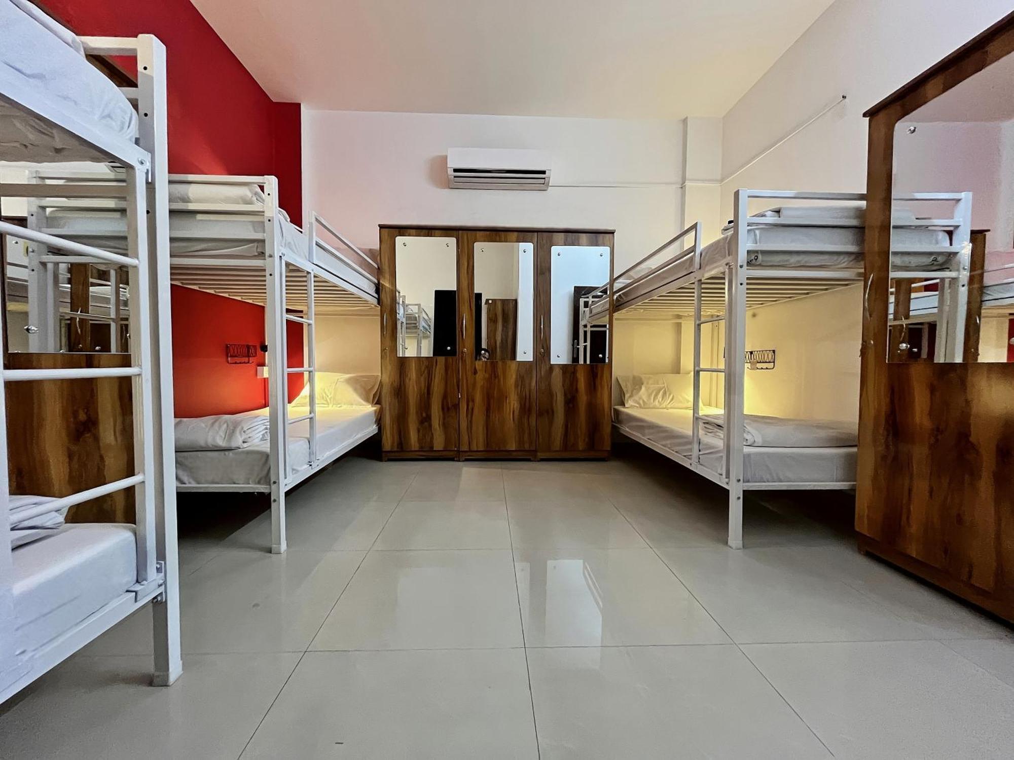 Hoshtel99 - Lux - Stay, Cowork And Cafe - Luxurious Bungalow Poona Buitenkant foto