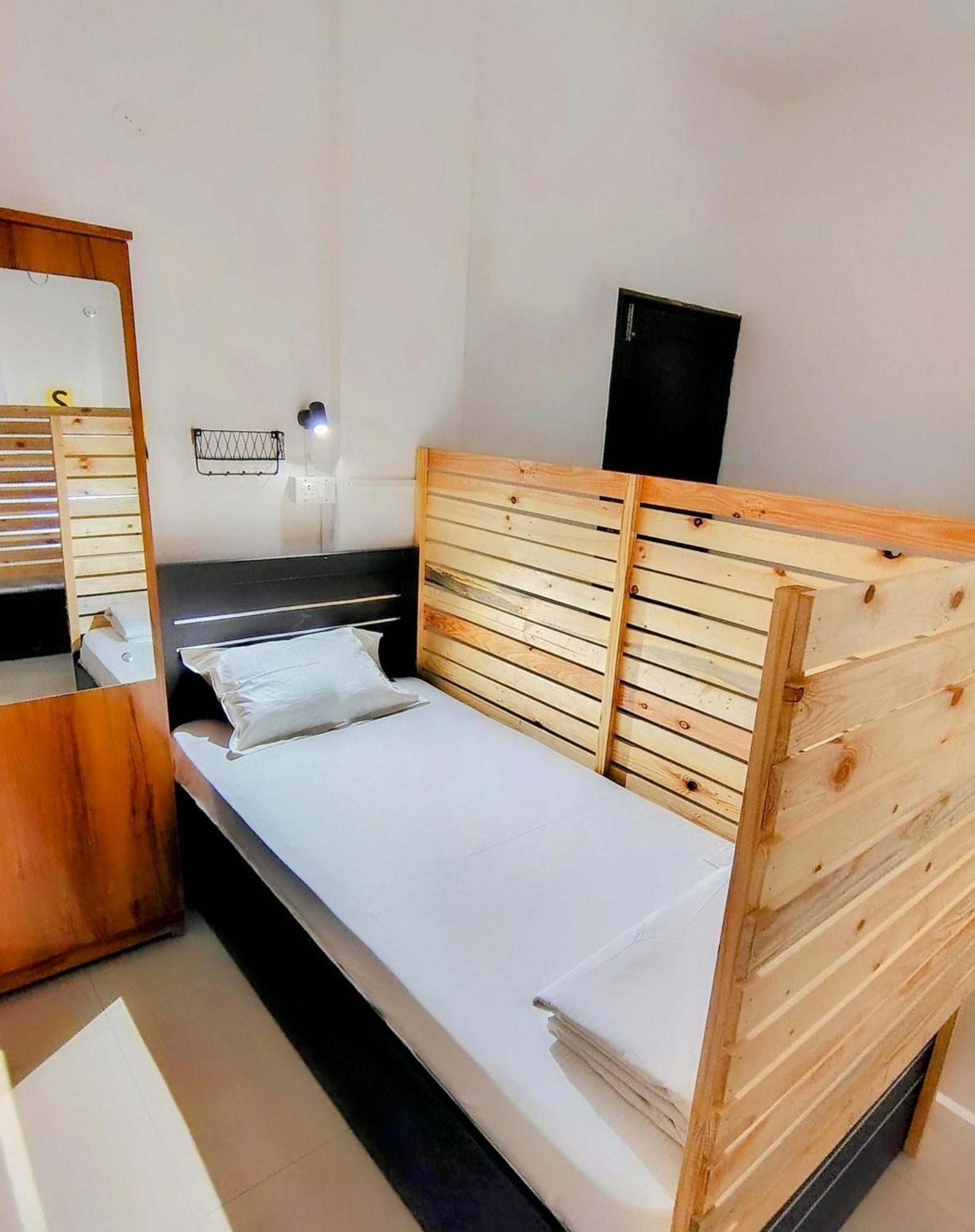 Hoshtel99 - Lux - Stay, Cowork And Cafe - Luxurious Bungalow Poona Buitenkant foto